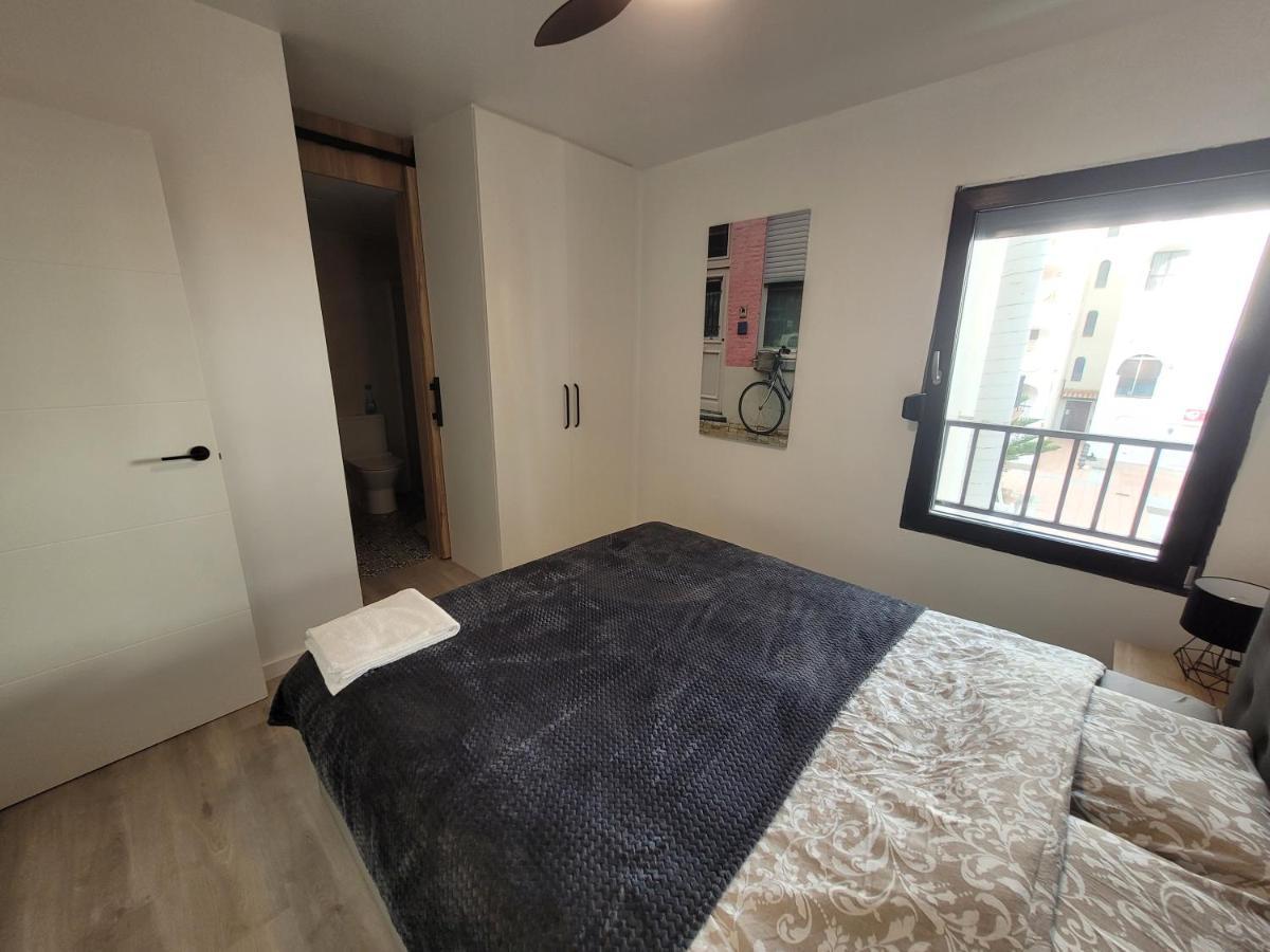 Apartamentos Sabinillas Сан Луис де Сабинияс Екстериор снимка